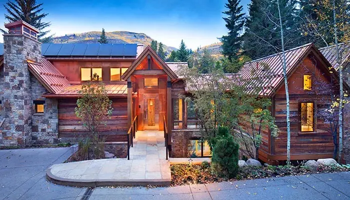 Eco-Friendly House Solar and Wood